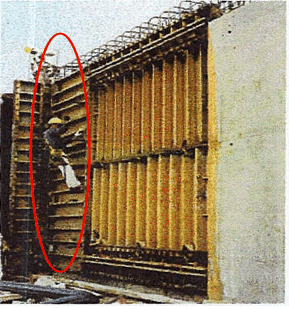 Figure 1 - pre-assembled vertical form panel