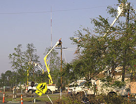 Photo courtesy of FEMA. This picture shows actual disaster site work conditions and may not illustrate proper safety and health procedures.