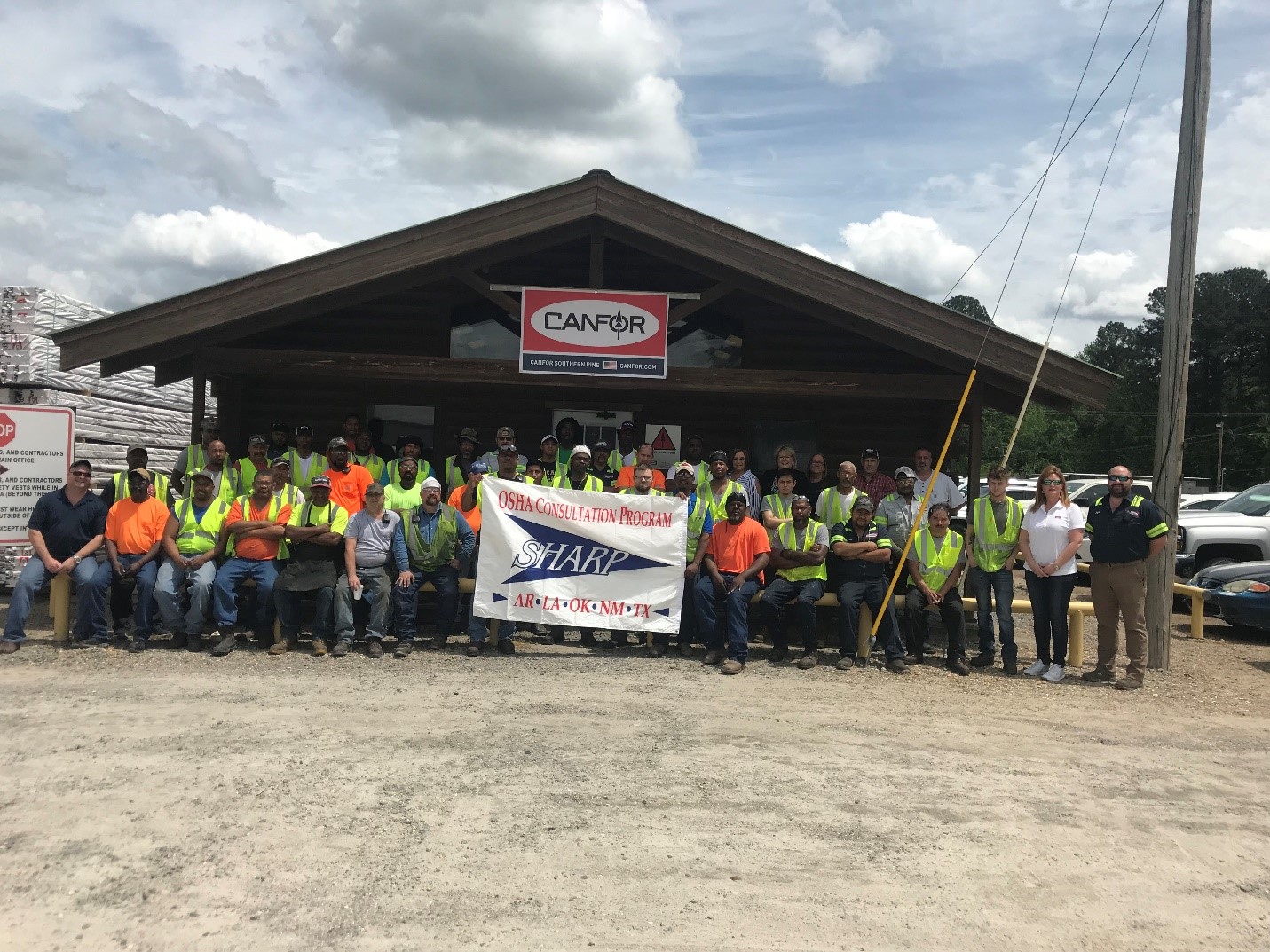 Canfor's El Dorado Team El Dorado team gathered to promote SHARP and to recognize Canfor's safety first approach.