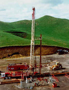 Figure 1. Servicing rig