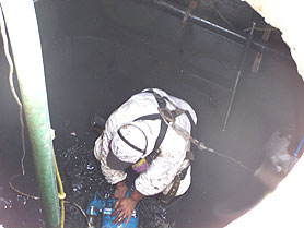 Photo courtesy of OSHA. This picture shows actual disaster site work conditions and may not illustrate proper safety and health procedures.