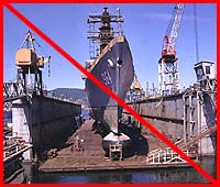 Figure 3: Improper practice - Vessel in floating dry dock with unguarded ends.