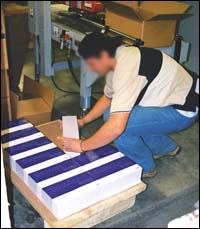 Figure 29. Pallet with material close to the floor.