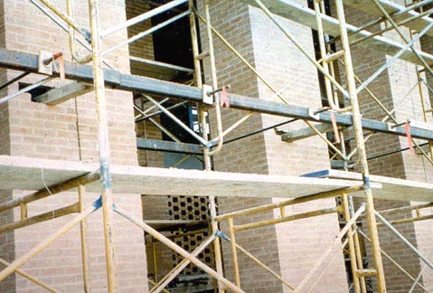 Figure 16. Good example of a scaffold braced into a building.