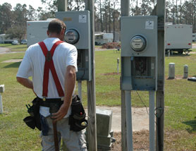Photo courtesy of FEMA. This picture shows actual disaster site work conditions and may not illustrate proper safety and health procedures.