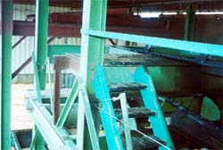 Unguarded, elevated work platform on drop sorter